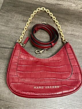 Red Croc-Embossed Chain Handle Shoulder Bag